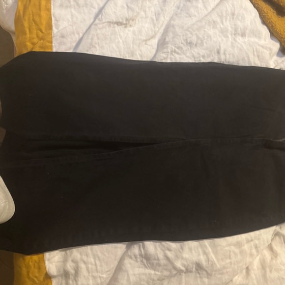 Stradivarius Classic Black Midi Skirt - Picture 1 of 2